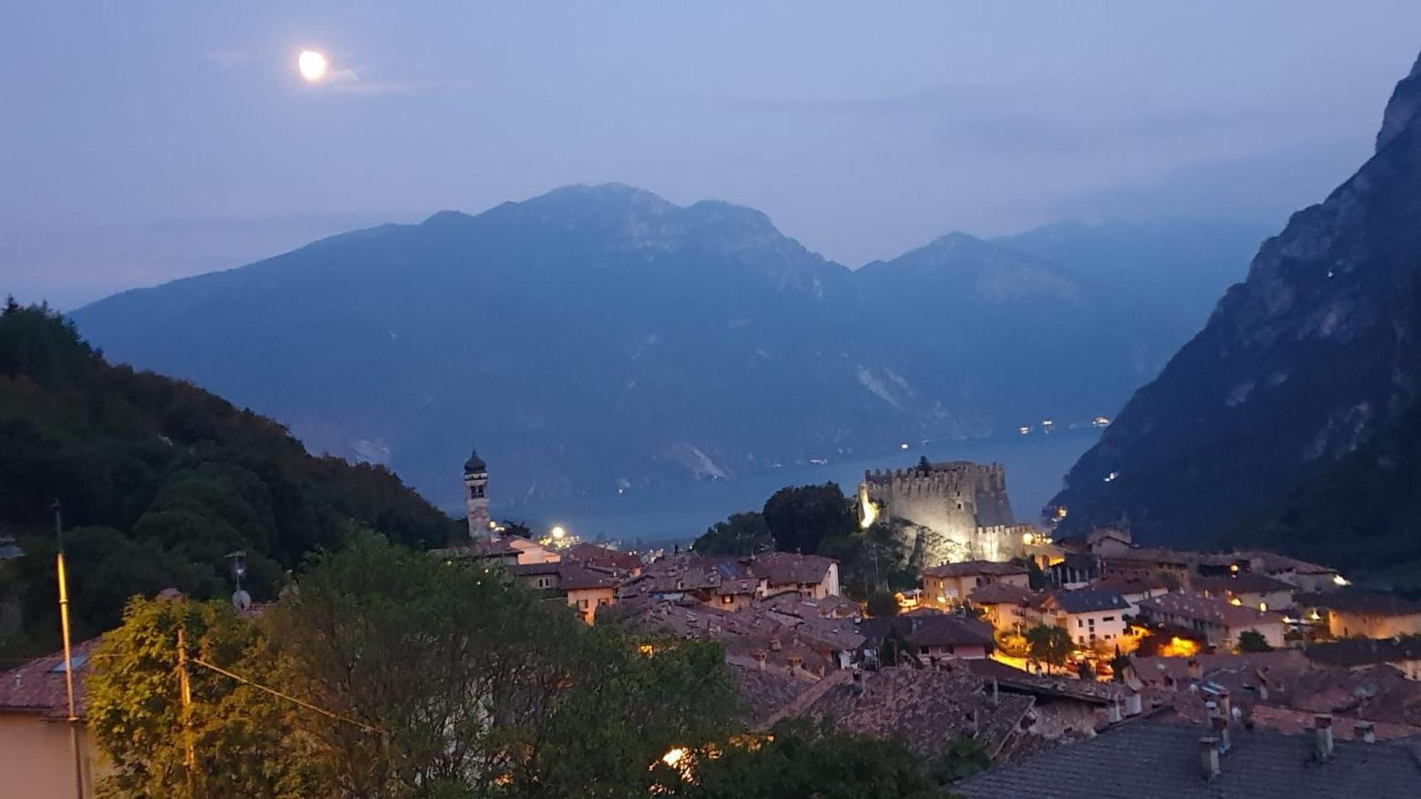Infinity View Garda Lake Tenno Εξωτερικό φωτογραφία